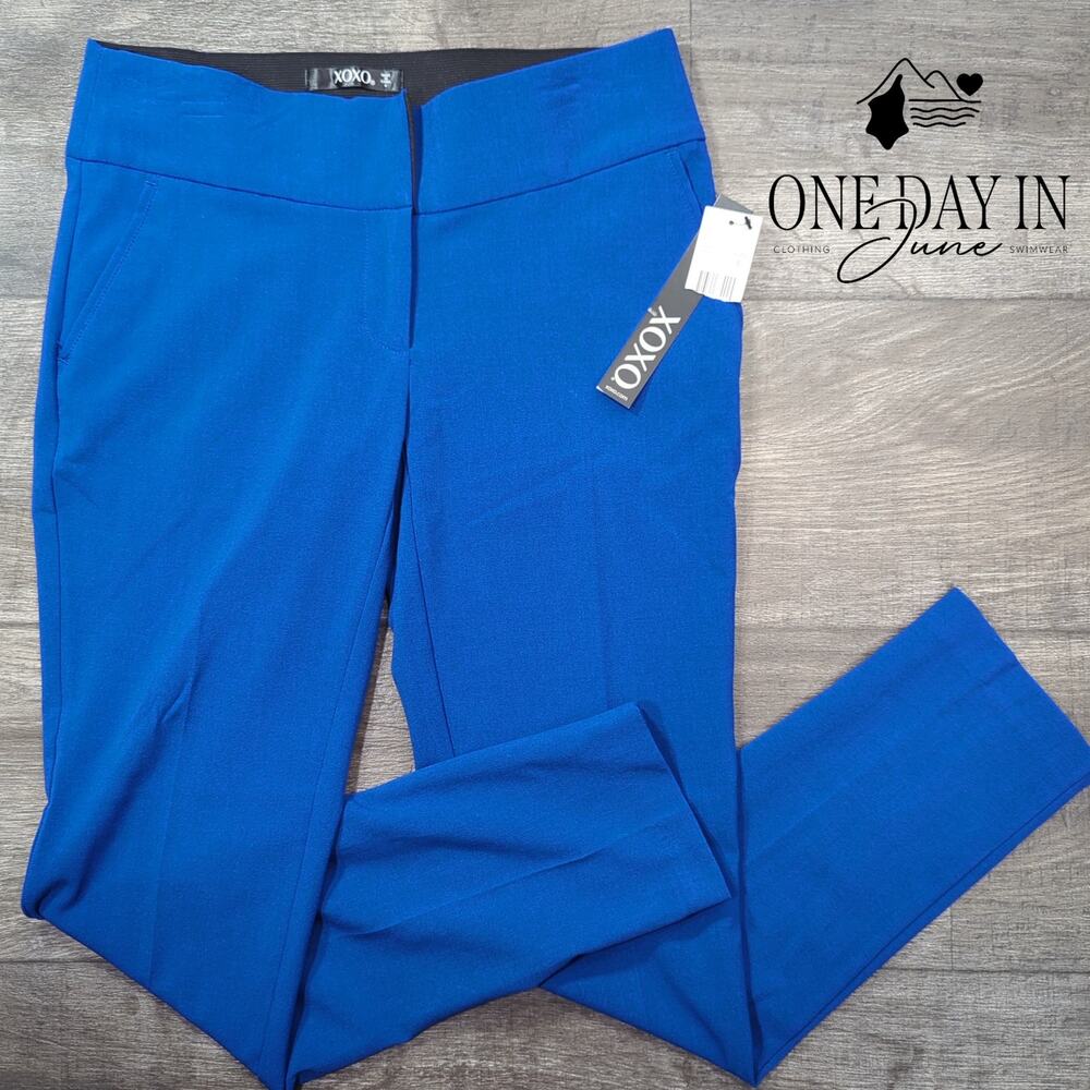 Xoxo Ankle Pants Size 6